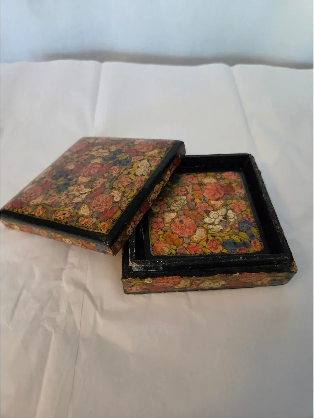 Vintage Floral Wooden Coaster Set with Decorative Box